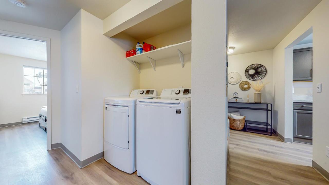 Modern Lofts At Aria 3 Apartment Kalispell Bagian luar foto